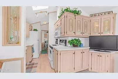 1017 Prospector Drive, Apache Junction, AZ 85119 - Photo 15