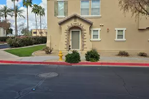 942 W Aspen Way W, Gilbert, AZ 85233 - Photo 1