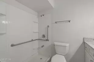 8055 E Thomas Rd, Scottsdale, AZ 85251 - Photo 17