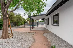 297 S Hacienda Cir, Litchfield Park, AZ 85340 - Photo 57