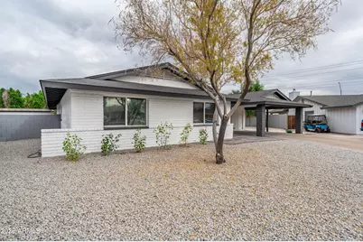 297 S Hacienda Circle, Litchfield Park, AZ 85340 - Photo 3