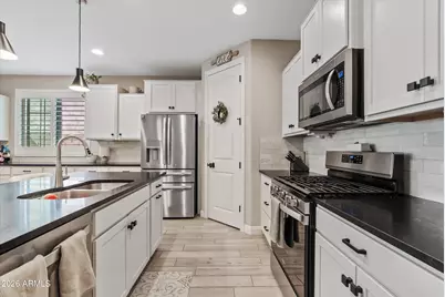 23027 E Pummelos Road, Queen Creek, AZ 85142 - Photo 9