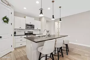 23027 E Pummelos Rd, Queen Creek, AZ 85142 - Photo 9