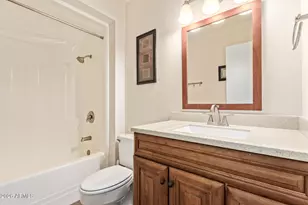 9402 W Long Hills Dr, Sun City, AZ 85351 - Photo 19