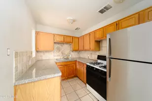 2416 E Clarendon Ave, Phoenix, AZ 85016 - Photo 11