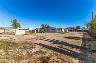 456 S Lawson Dr, Apache Junction, AZ 85120 - Photo 35