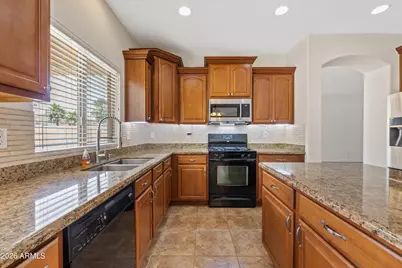 2723 E Courtney Street, Gilbert, AZ 85298 - Photo 7