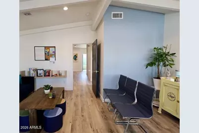 214 E Monterey Way, Phoenix, AZ 85012 - Photo 3