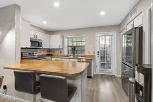 4901 E Kelton Ln, Scottsdale, AZ 85254 - Photo 7