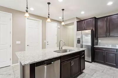 12151 W Davis Lane, Avondale, AZ 85323 - Photo 15