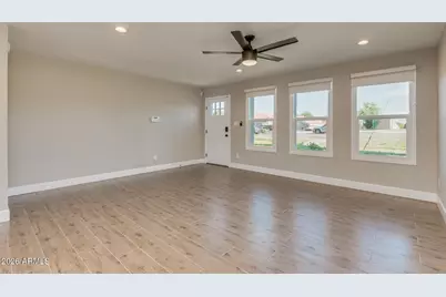 2702 N 60th Street, Scottsdale, AZ 85257 - Photo 3