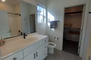 290 E Markwood Dr, Chandler, AZ 85286 - Photo 13