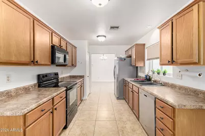 23831 N 41st Avenue, Glendale, AZ 85310 - Photo 13