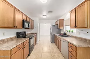 23831 N 41st Ave, Glendale, AZ 85310 - Photo 13