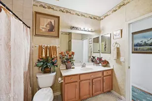 4210 S Splendor Pl, Gilbert, AZ 85297 - Photo 25