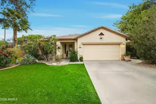 4210 S Splendor Pl, Gilbert, AZ 85297 - Photo 5