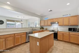 3063 E Peach Tree Dr, Chandler, AZ 85249 - Photo 9