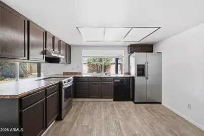 1016 W Nido Avenue, Mesa, AZ 85210 - Photo 11