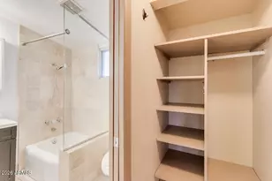 7248 E Wilshire Dr, Scottsdale, AZ 85257 - Photo 13