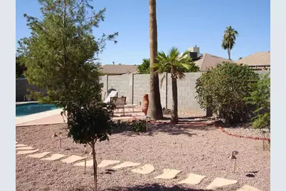 3942 W Muriel Drive W, Glendale, AZ 85308 - Photo 15