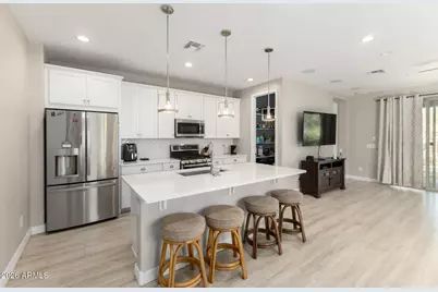 18474 W Ipswitch Way, Surprise, AZ 85374 - Photo 9