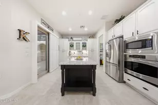 13038 W Domino Dr, Peoria, AZ 85383 - Photo 9