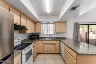 8940 W Olive Ave, Peoria, AZ 85345 - Photo 11