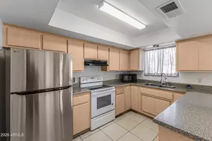 8940 W Olive Ave, Peoria, AZ 85345 - Photo 11