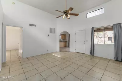 8940 W Olive Avenue #32, Peoria, AZ 85345 - Photo 7