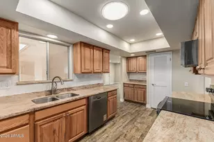 9434 W Raintree Dr, Sun City, AZ 85351 - Photo 5