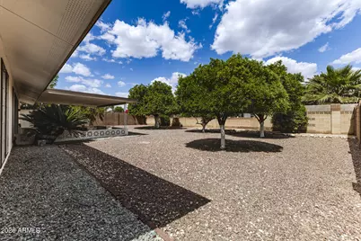9434 W Raintree Drive, Sun City, AZ 85351 - Photo 23