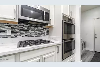 21969 N 98th Lane, Peoria, AZ 85383 - Photo 3