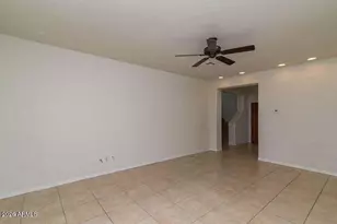 3969 E Melinda Dr, Phoenix, AZ 85050 - Photo 7