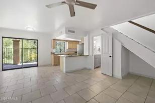 10425 N 10th Pl, Phoenix, AZ 85020 - Photo 1