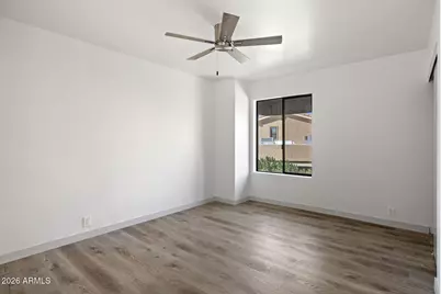 10425 N 10th Place #1, Phoenix, AZ 85020 - Photo 23