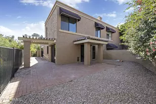 10425 N 10th Pl, Phoenix, AZ 85020 - Photo 3