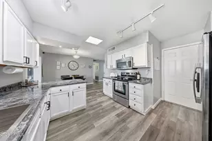 10804 W Cameo Dr, Sun City, AZ 85351 - Photo 31