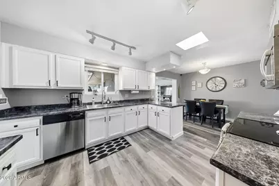 10804 W Cameo Drive, Sun City, AZ 85351 - Photo 15