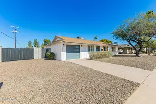 3802 E Mercer Ln, Phoenix, AZ 85028 - Photo 3