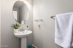 197 E Roadrunner Dr, Chandler, AZ 85286 - Photo 5