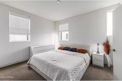 325 E Coronado Road #13, Phoenix, AZ 85004 - Photo 9