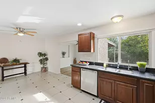 2501 E Dahlia Dr, Phoenix, AZ 85032 - Photo 9