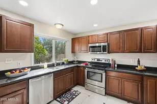 2501 E Dahlia Dr, Phoenix, AZ 85032 - Photo 11