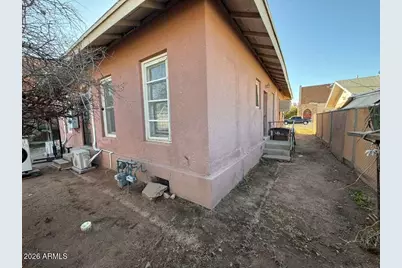 716 E 11th Street, Douglas, AZ 85607 - Photo 23