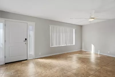 18815 N 22nd Lane, Phoenix, AZ 85027 - Photo 7