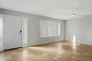 18815 N 22nd Ln, Phoenix, AZ 85027 - Photo 7