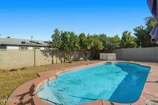 18815 N 22nd Ln, Phoenix, AZ 85027 - Photo 27