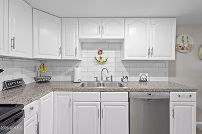 7830 E Camelback Road #311, Scottsdale, AZ 85251 - Photo 3