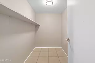 7830 E Camelback Rd, Scottsdale, AZ 85251 - Photo 17