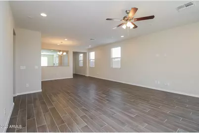 1604 W Flintlock Drive, San Tan Valley, AZ 85144 - Photo 5